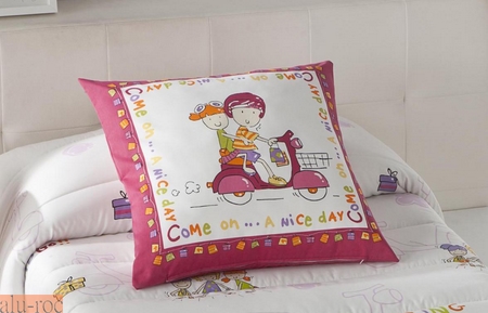 Cojín cuadrante  para decoración textil del dormitorio infantil