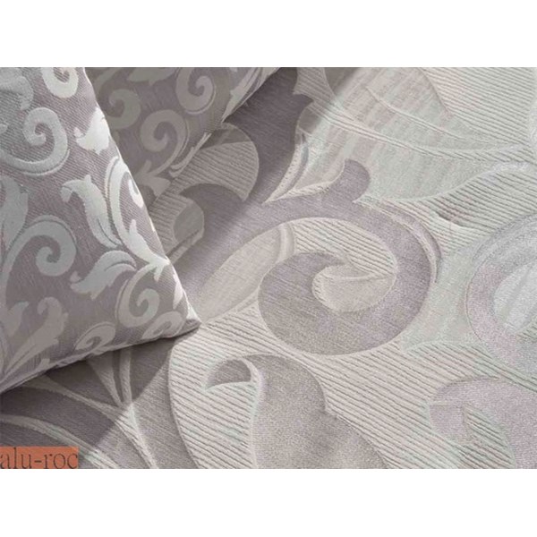 Detalle del estampado Donatella en color Gris Plata