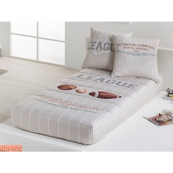Edredón de invierno ideal para camas nido, literas o muebles bañera. Diseño estampado con motivos deportivos antiguos de rugby, 