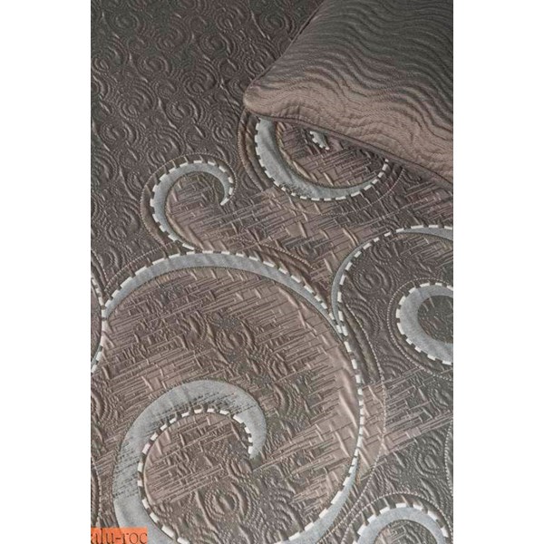 Reversible de la colcha Ática en color marrón/beige