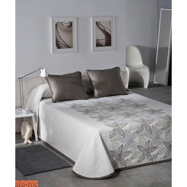 Cubrecama de pique reversible Nala en color marrón/beige