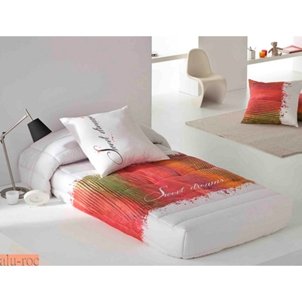 Edredón ajustado en las esquinas inferiores ideal para cama nido o litera. En la foto en color Azul Turquesa