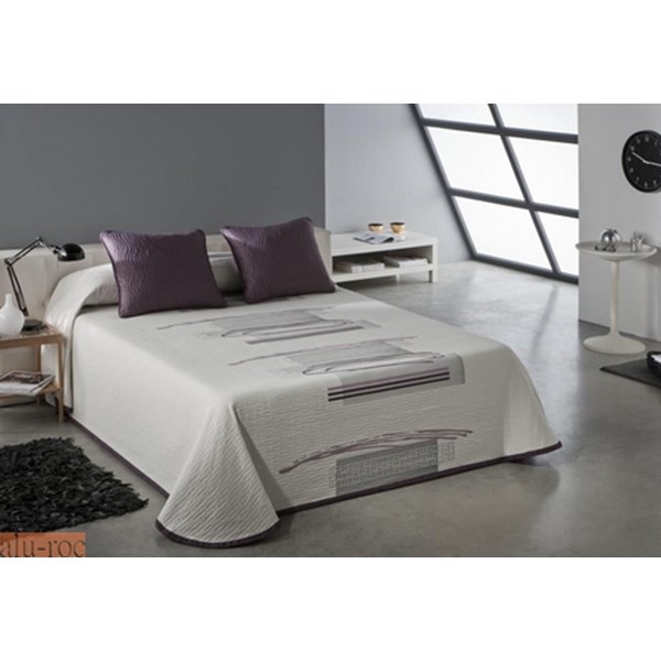 Cubrecama de Piquï¿½ Reversible en tres colores: Marrï¿½n, Azul y Malva combinados con el Beige